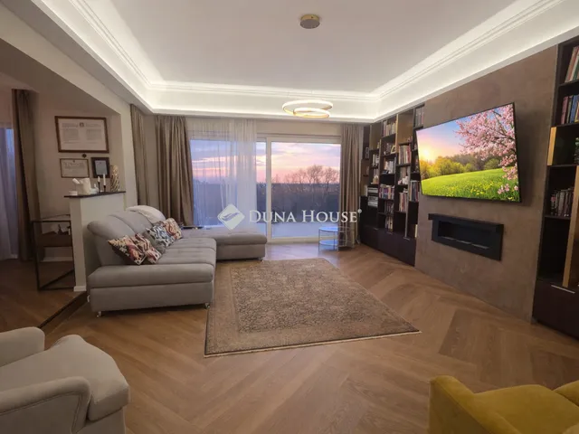 Eladó ház Érd 285 nm