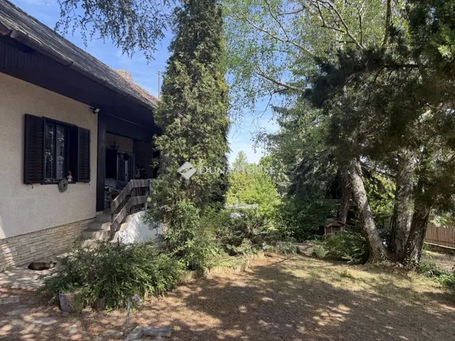Eladó nyaraló Dunabogdány 55 nm