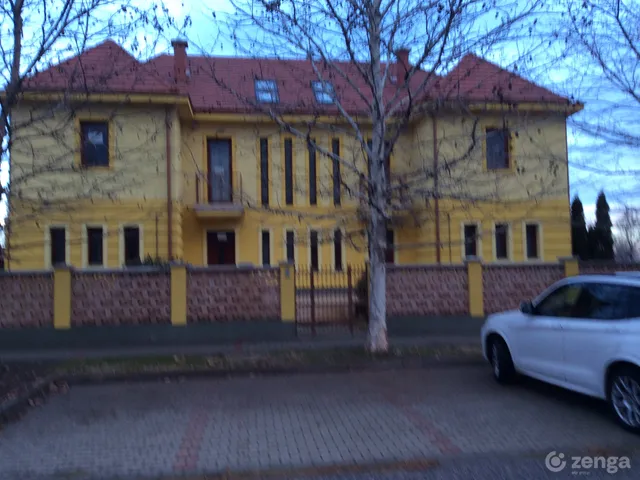 Eladó ház Siófok, Aranypart 208 nm