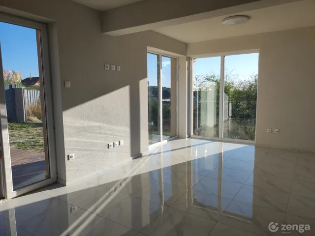 Eladó lakás Kerepes 102 nm