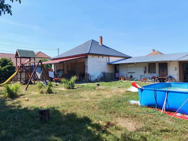 Eladó ház Szeged, Kiskundorozsma 86 nm