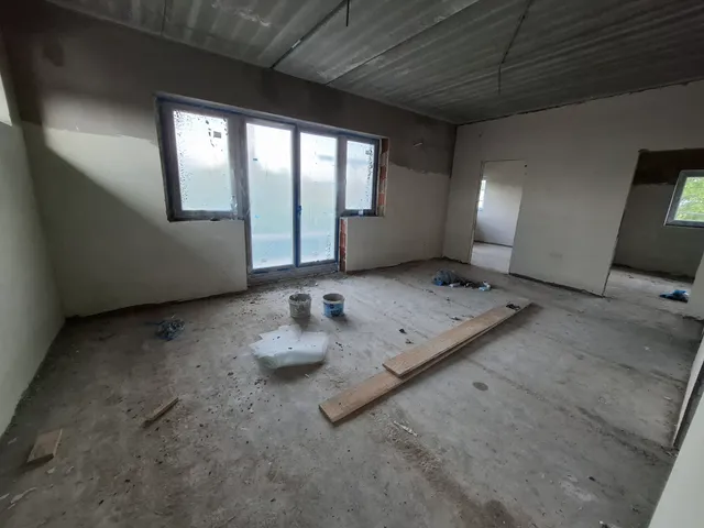 Eladó lakás Mende, Csalogány utca 63 nm