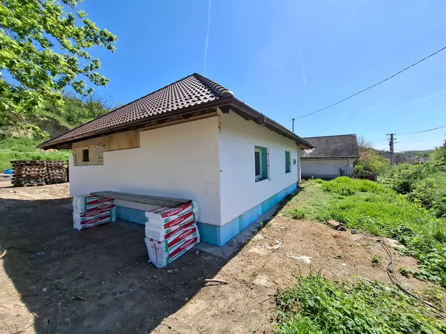 Eladó ház Sülysáp, Tápiósüly 57 nm