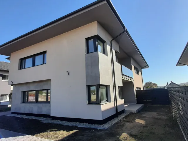 Eladó lakás Mende 78 nm