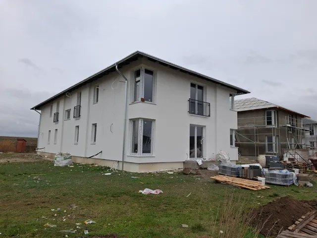 Eladó lakás Mende 78 nm