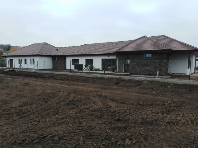 Eladó ház Vácduka 120 nm