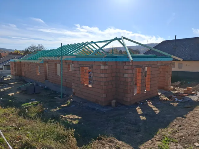 Eladó lakás Mende 93 nm