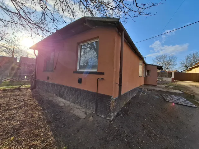 Eladó telek Mende 510 nm