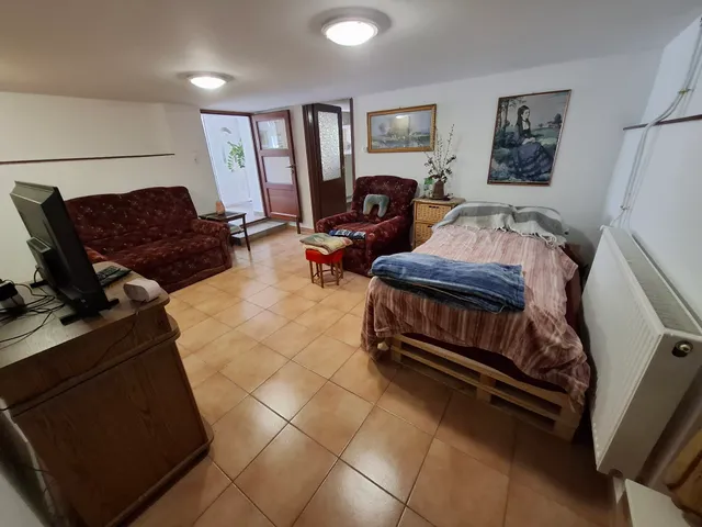 Eladó ház Mende, Tulipán utca 167 nm