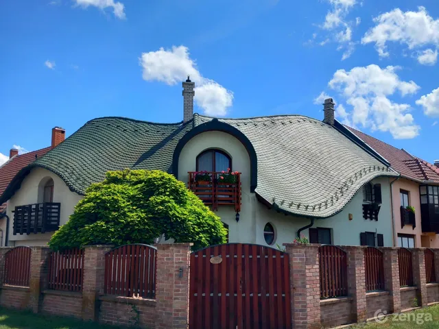 Eladó ház Szeged, Újszeged 240 nm