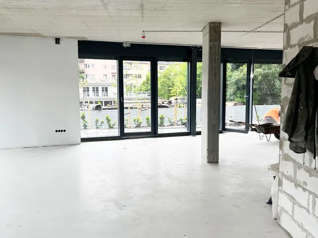 Kiadó kereskedelmi és ipari ingatlan Budapest I. kerület, Naphegy 41 nm