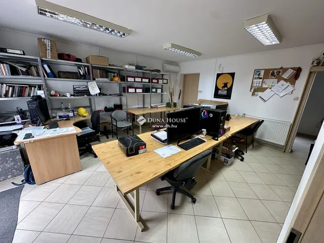 Eladó kereskedelmi és ipari ingatlan Nyíregyháza, Malomkert 347 nm