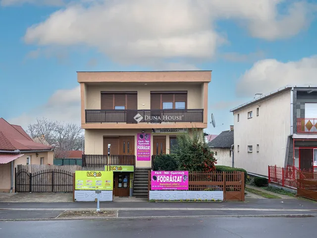 Eladó ház Újfehértó 240 nm