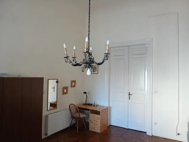 Eladó lakás Budapest VI. kerület 67 nm