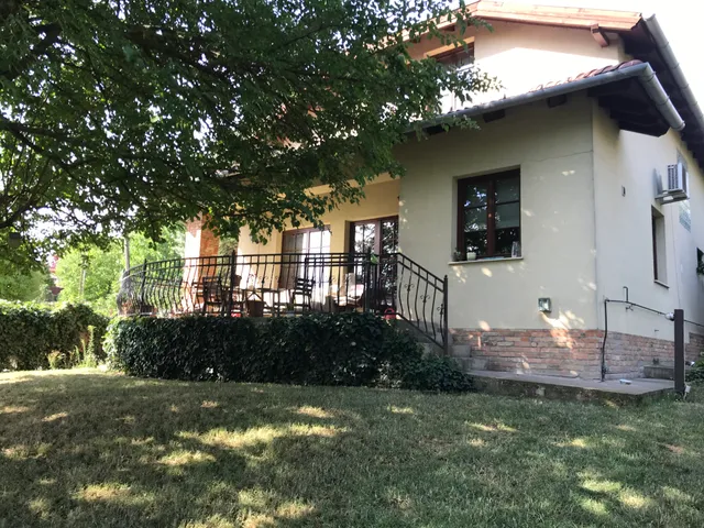 Eladó ház Érd, Újfalu 175 nm