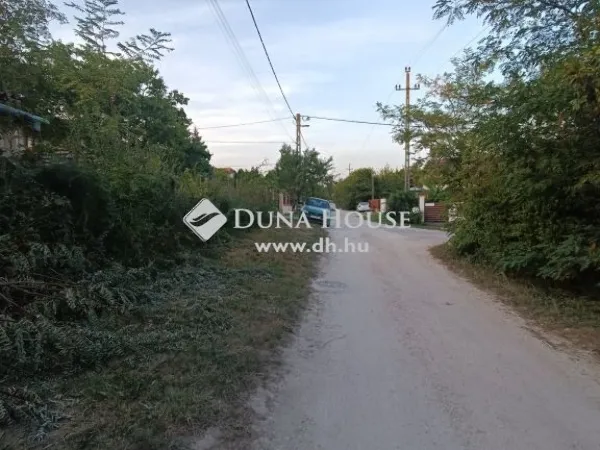 Eladó telek Érd 1323 nm