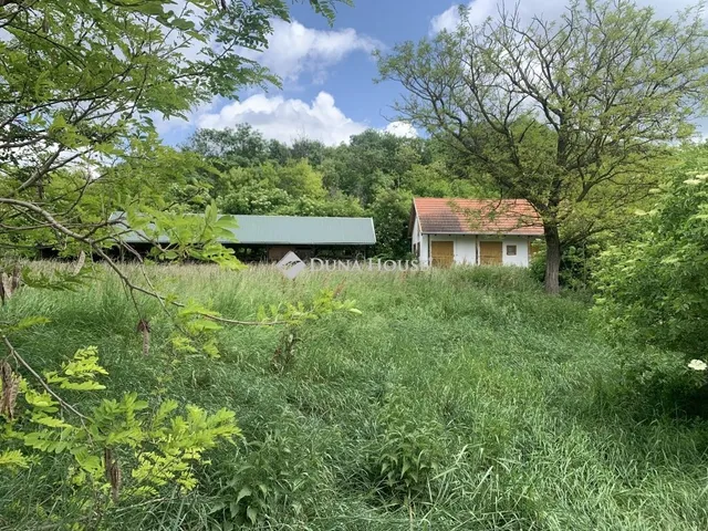 Eladó telek Gyúró 3594 nm