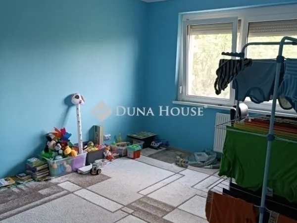 Eladó lakás Százhalombatta 71 nm