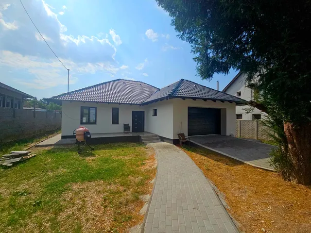 Eladó ház Érd, Fenyves-Parkváros 163 nm