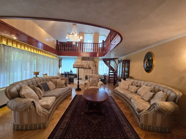 Eladó ház Budaörs, Kertváros 400 nm