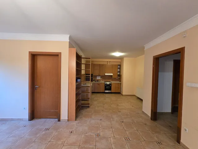 Eladó lakás Tárnok 77 nm