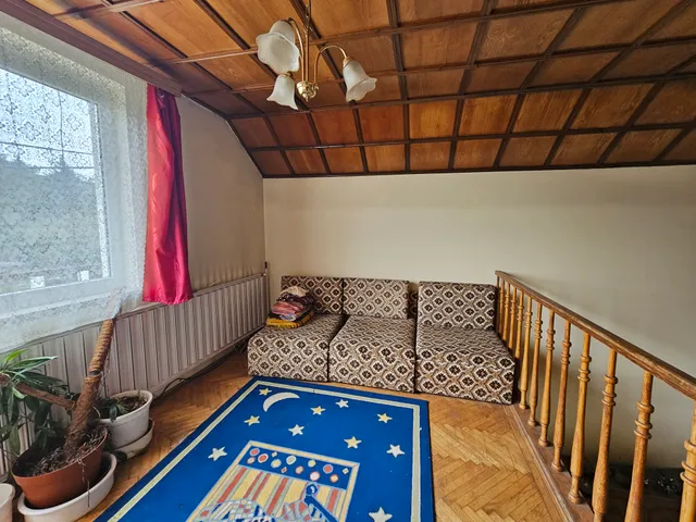 Eladó ház Diósd 233 nm