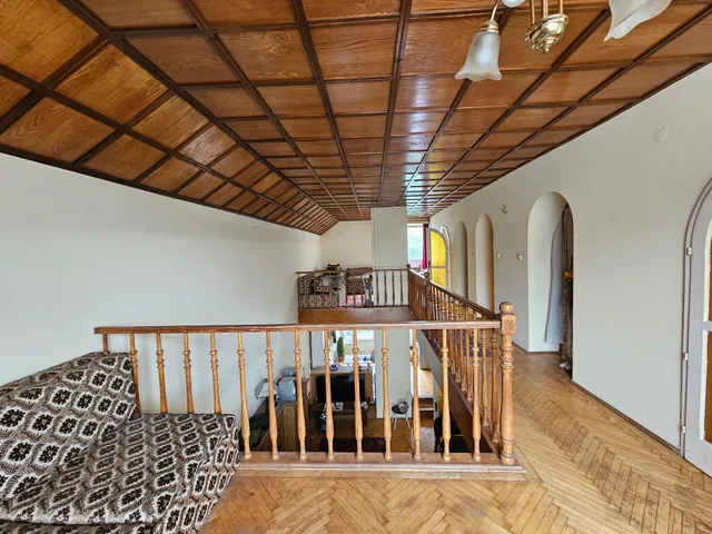 Eladó ház Diósd 233 nm