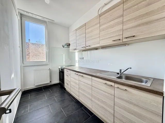 Eladó lakás Tököl 54 nm