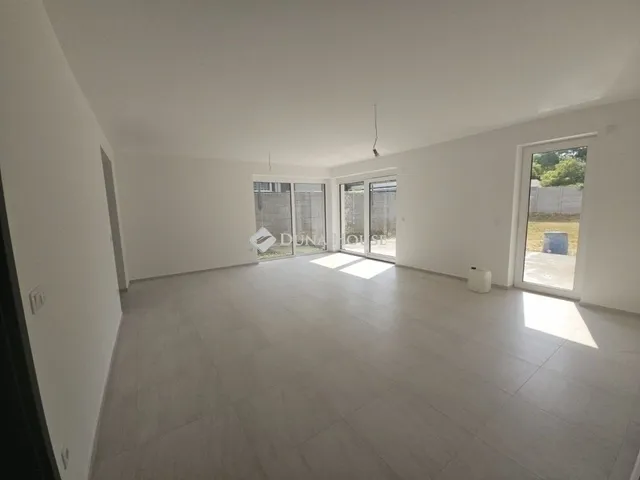 Eladó ház Érd 195 nm