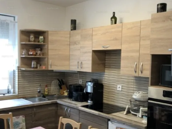 Eladó ház Tököl 77 nm