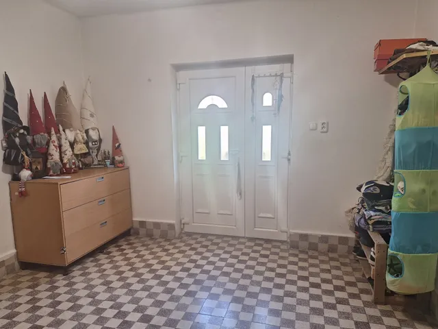 Eladó ház Baracska 130 nm