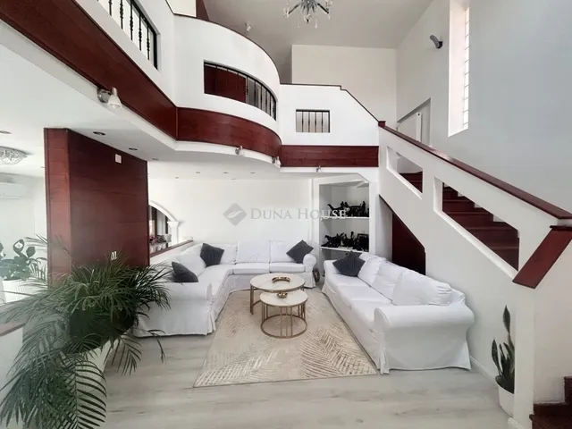 Eladó ház Budapest XIX. kerület 320 nm