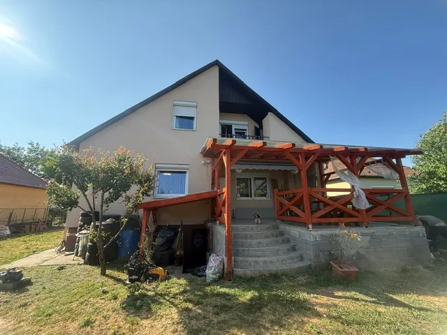 Eladó ház Érd, Sasváros 170 nm