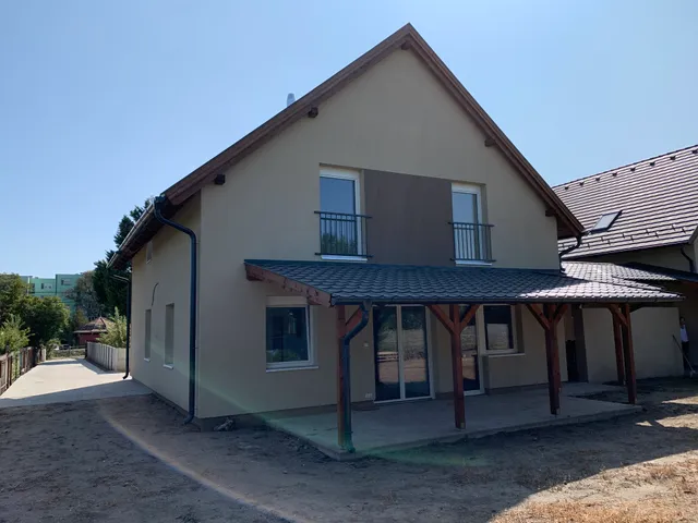 Eladó ház Százhalombatta 151 nm
