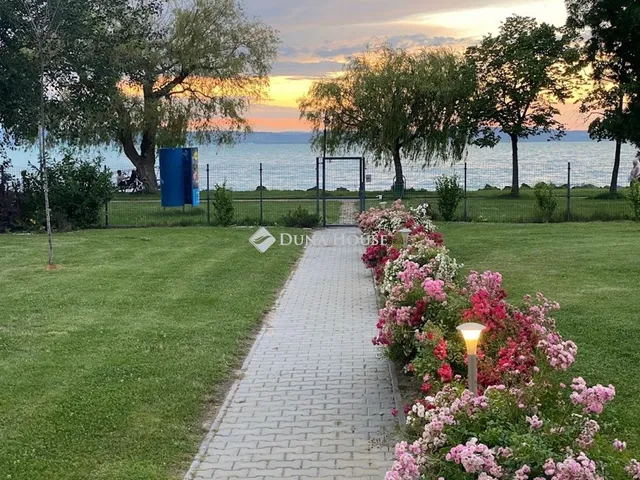 Eladó lakás Siófok 24 nm