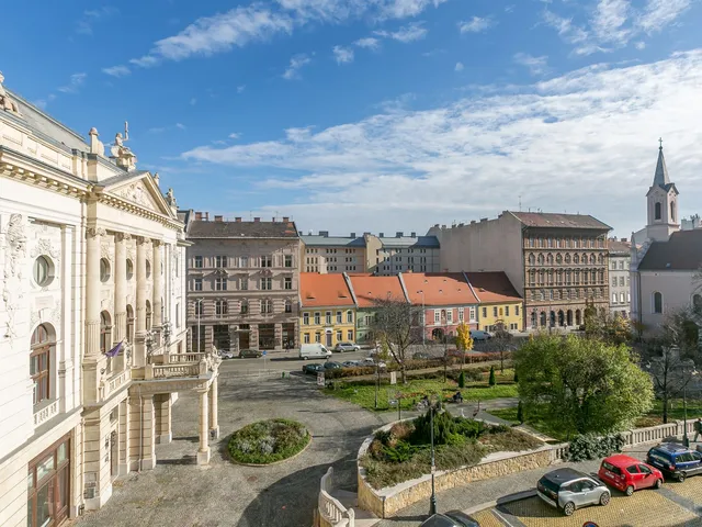 Kiadó lakás Budapest I. kerület, Várnegyed, Szalag utca 103 nm