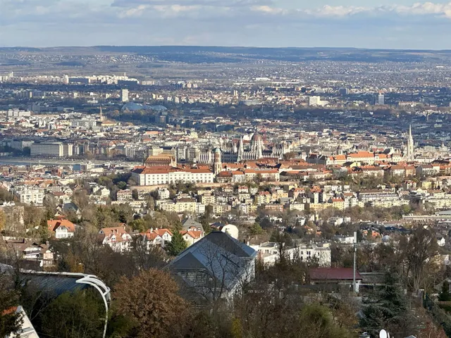 Kiadó lakás Budapest XII. kerület, Széchenyi-hegy 30 nm