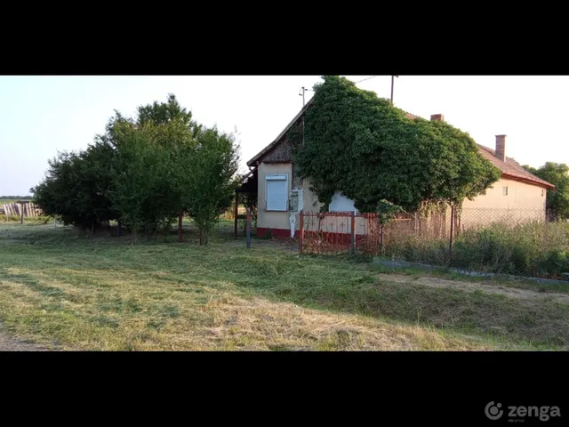 Eladó ház Görbeháza 70 nm
