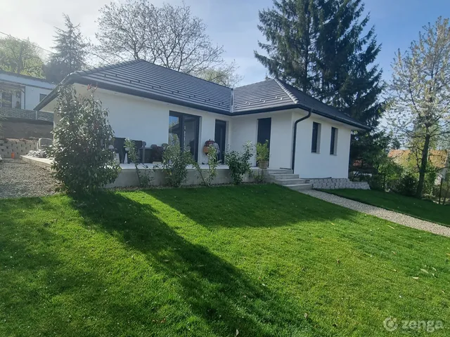 Eladó ház Leányfalu 113 nm