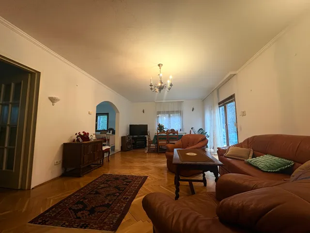 Eladó ház Budapest II. kerület, Adyliget 132 nm