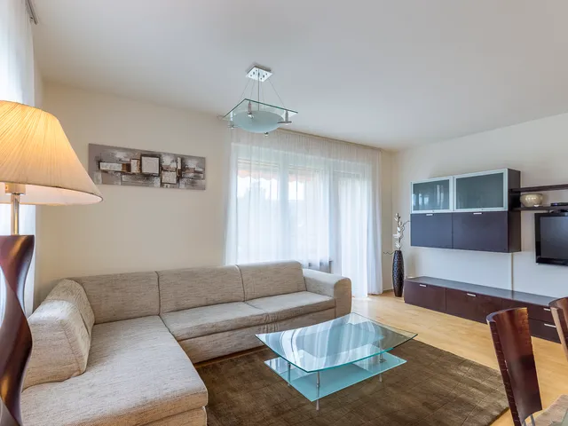 Kiadó lakás Budapest II. kerület, Lepke utca 76 nm