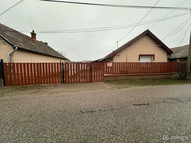 Eladó ház Örkény 75 nm