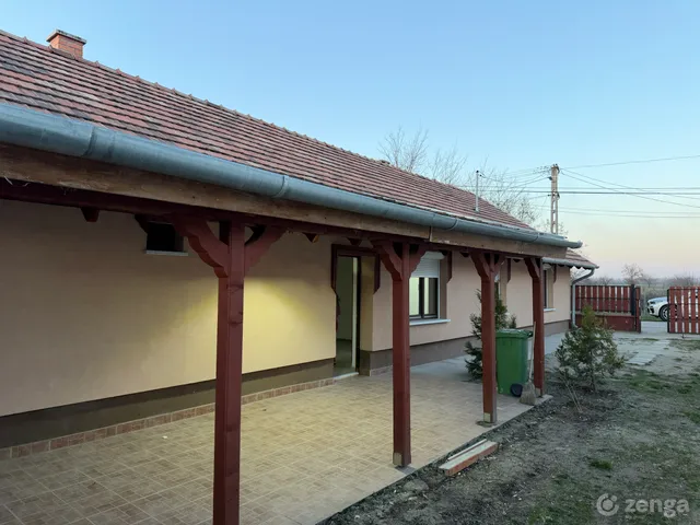 Eladó ház Örkény 75 nm