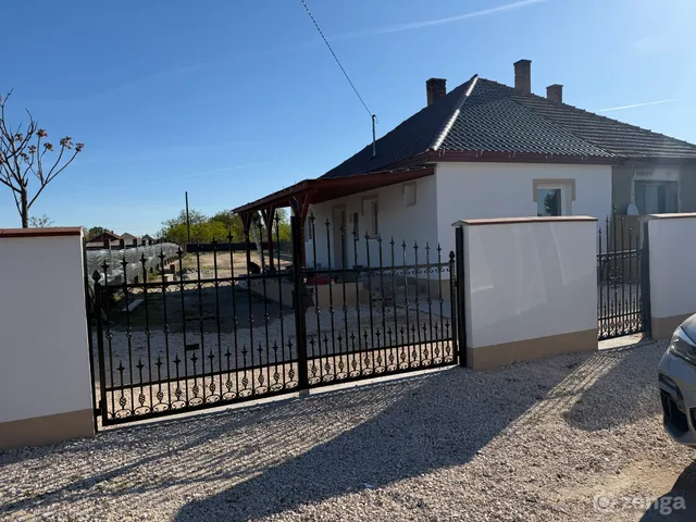 Eladó ház Örkény 52 nm
