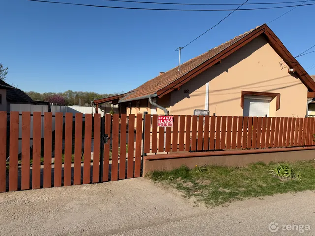 Eladó ház Örkény 73 nm