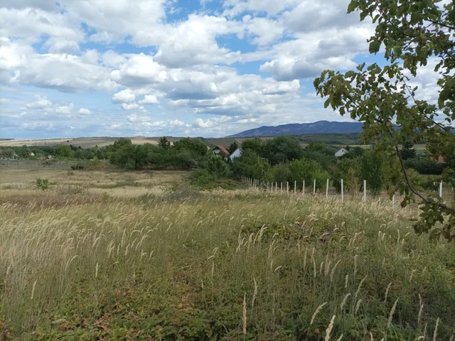 Eladó telek Csécse 2471 nm