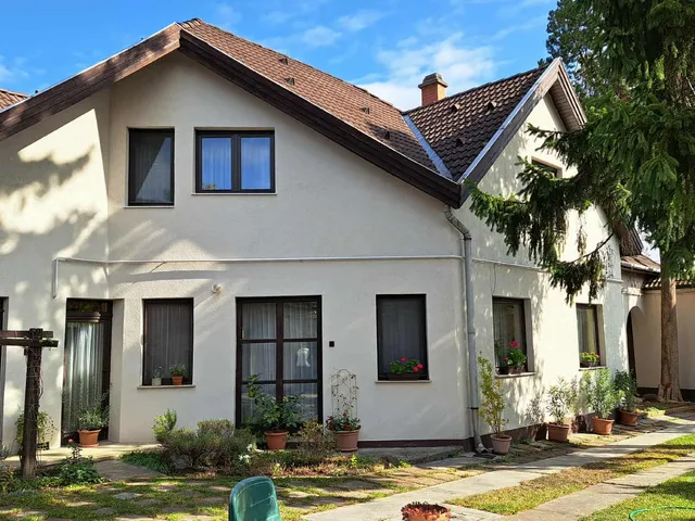 Eladó ház Gyöngyös 204 nm