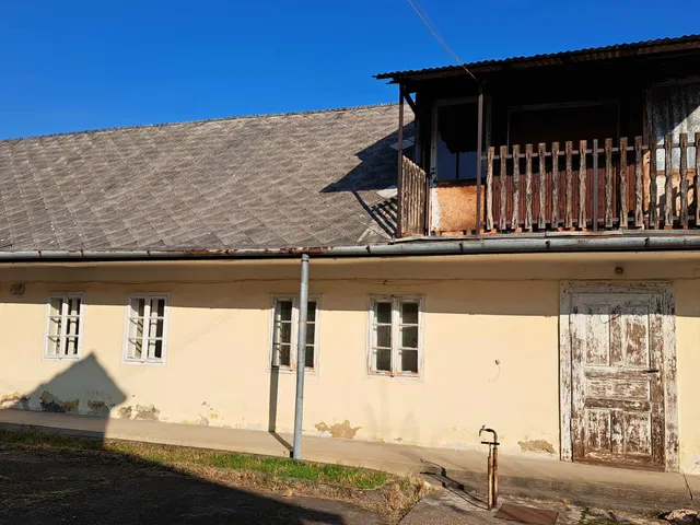 Eladó ház Gyöngyös, Püspöki út 107 nm