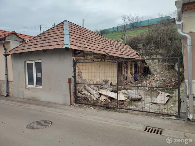 Eladó telek Eger, Felsőváros (Északi városrész) 127 nm