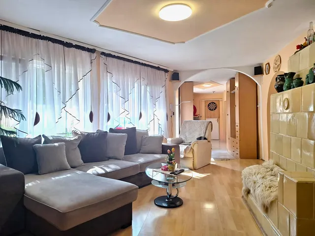 Eladó ház Kiszombor 140 nm
